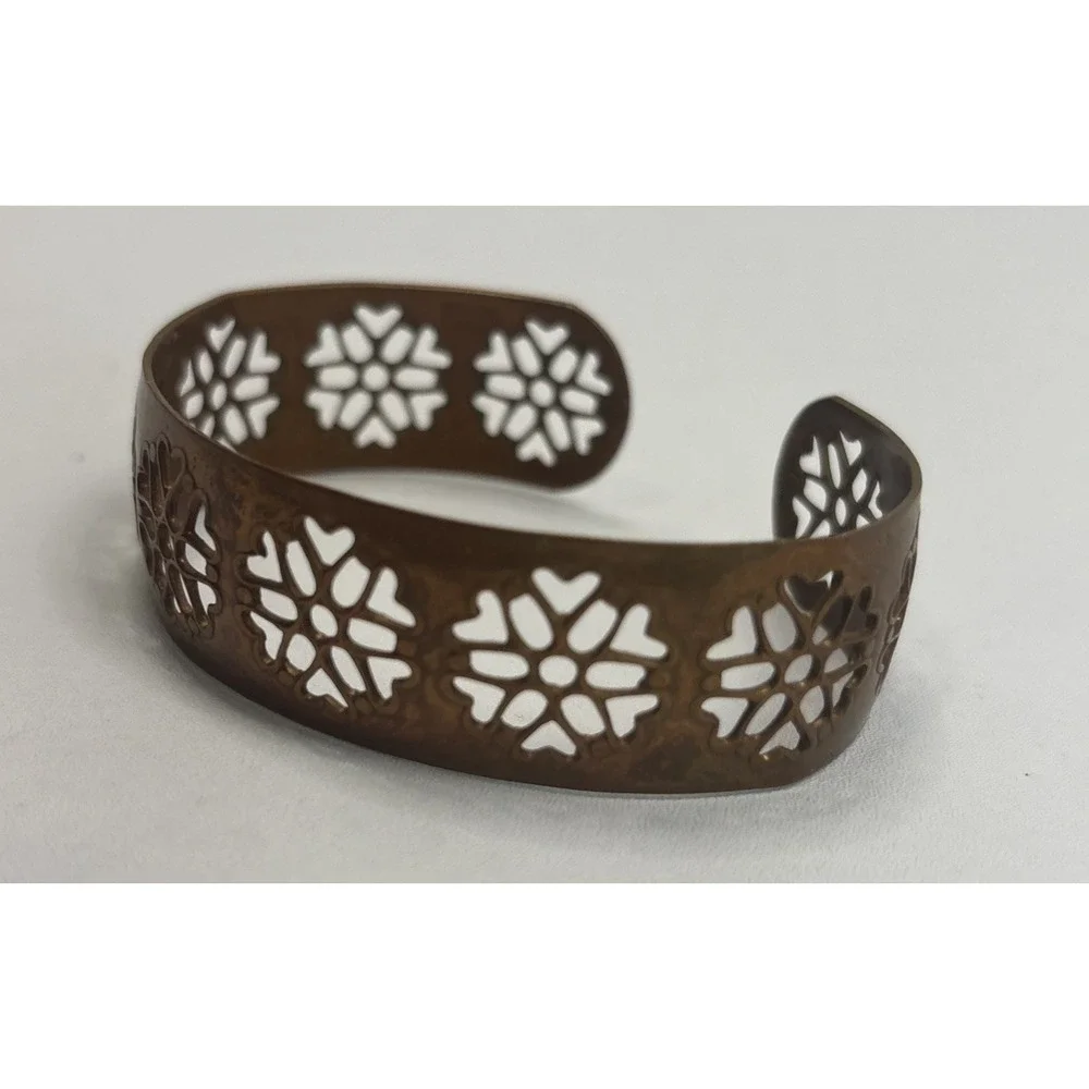 Vintage Genuine Copper Cuff Bracelet Heart Snowflakes‎